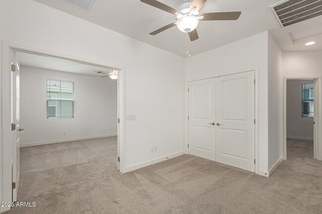 Building Photo - 5524 S Dillon Cir