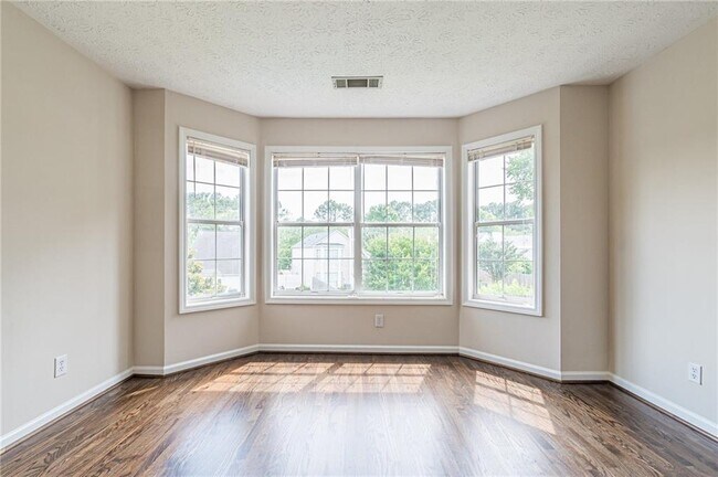 Building Photo - 3301 Avensong Village Cir