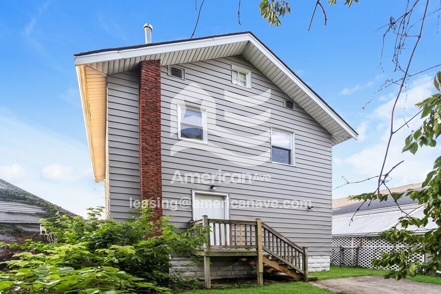 Building Photo - 20 E 32nd St