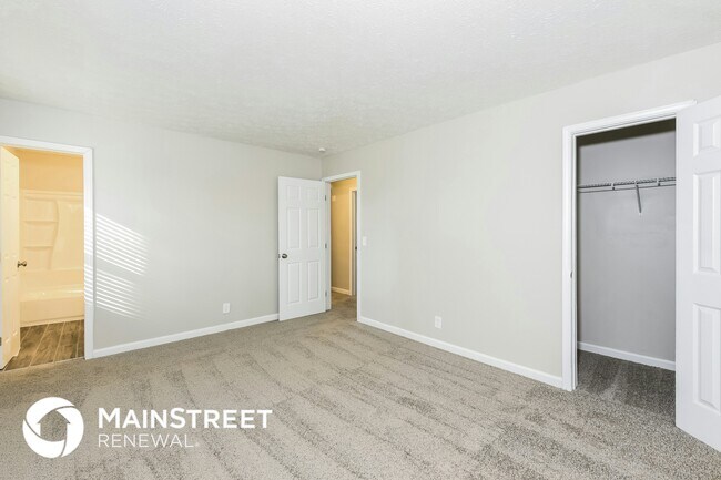 Building Photo - 5437 Mallard Trail
