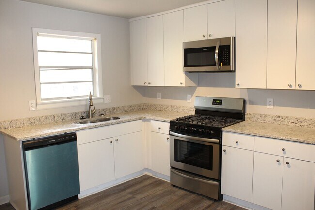 Floorplan - 351 Hillcrest