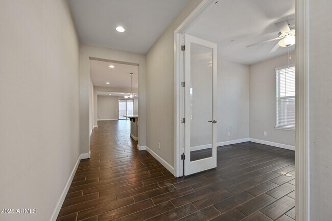 Building Photo - 32156 N 132nd Dr