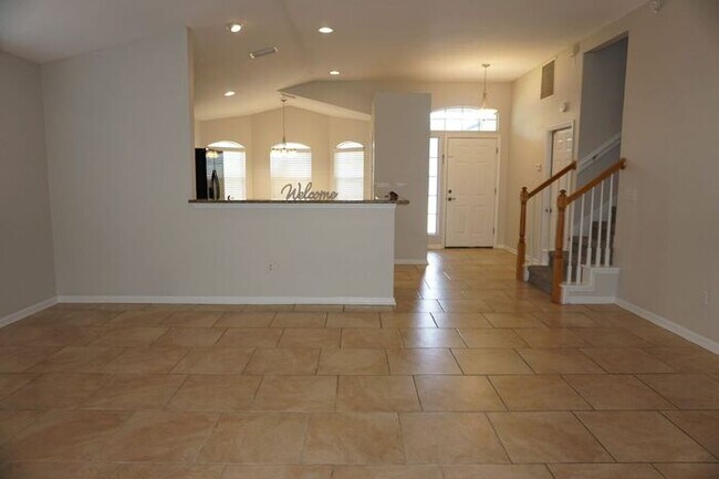 Building Photo - Julington Creek home with pool