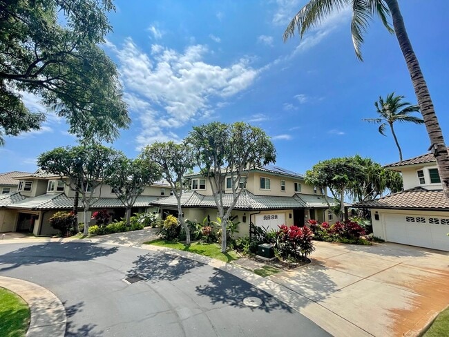 Building Photo - Front Row in KAI MALU, WAILEA, LUXURY 3bed/2.5bath Townhome with Unobstructed Panoramic Ocean Vie...