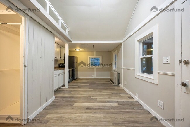 Building Photo - 5 Forrest Rd