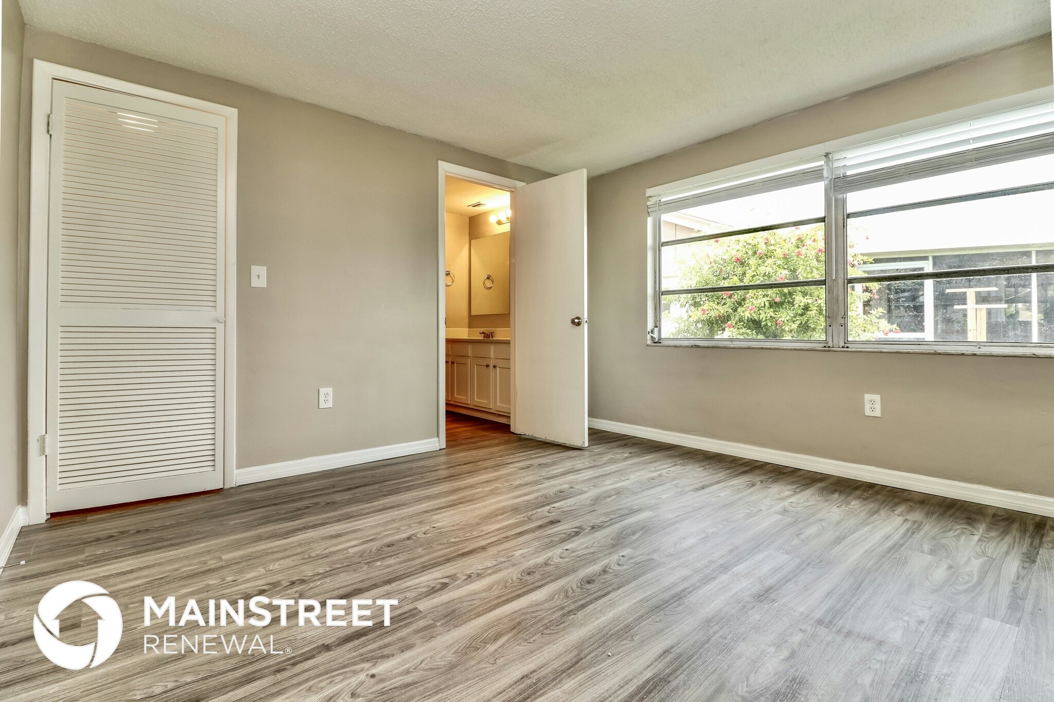 Building Photo - 3639 Rock Royal Dr