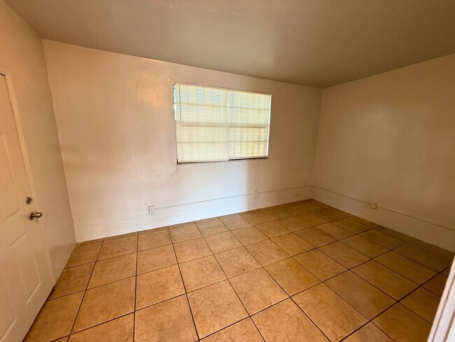 Building Photo - 9745 NW 20th Ave