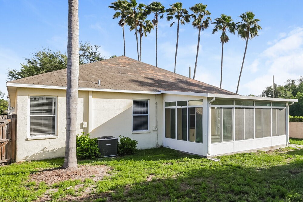Building Photo - 22842 Marsh Wren Dr