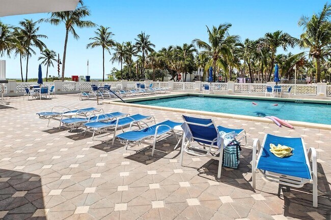 Building Photo - 111 N Pompano Beach Blvd