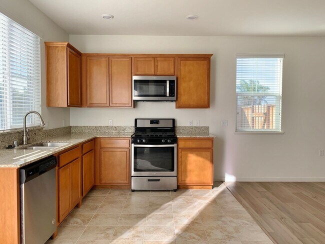 Building Photo - 1805 Monroe Ct