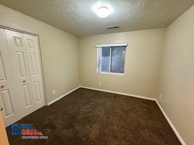 Building Photo - 2339 E 130 N