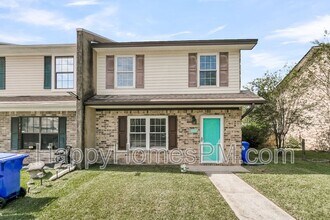 Building Photo - 5737 Dewsbury Ln