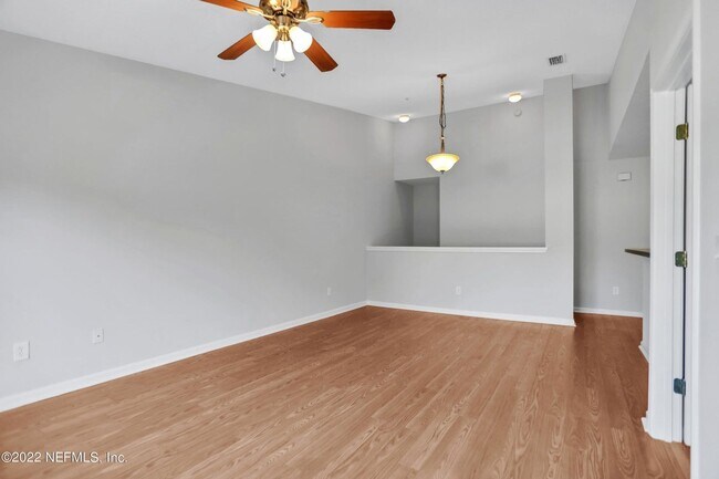 Building Photo - 7051 Deer Lodge Cir