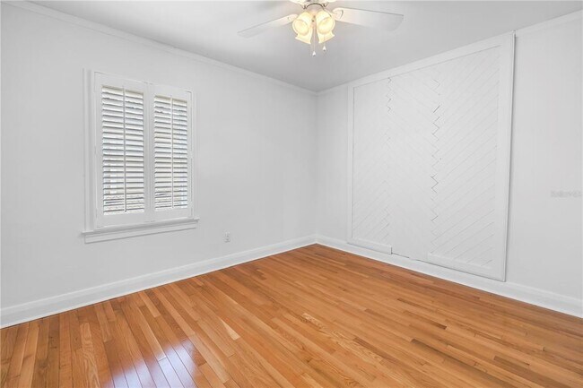 Building Photo - 3709 W Santiago St