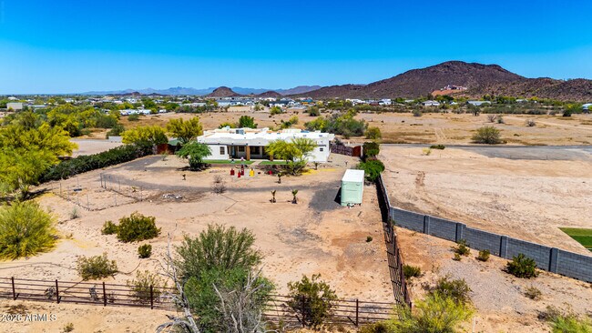 Building Photo - 15225 W Frontier Dr