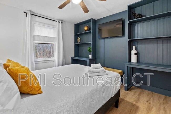 Building Photo - 15 Wiemes Ct