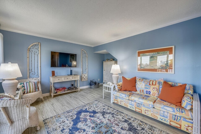 Building Photo - 23223 Front Beach Rd