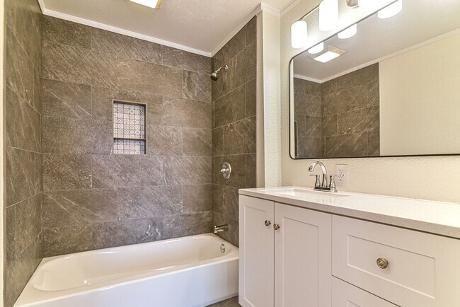 Building Photo - Charming Renovated Home on Acreage — Minutes from Town