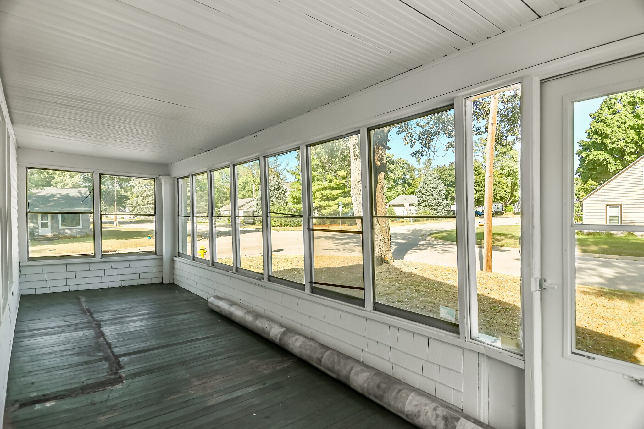 Building Photo - 855 Wood Ave