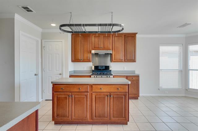 Building Photo - 5208 Brookside Dr