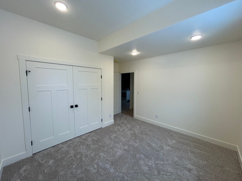 Building Photo - 4031 E 4475 N