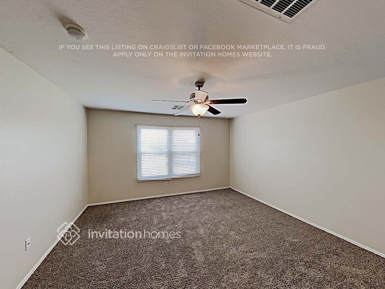 Building Photo - 15801 N 171st Dr