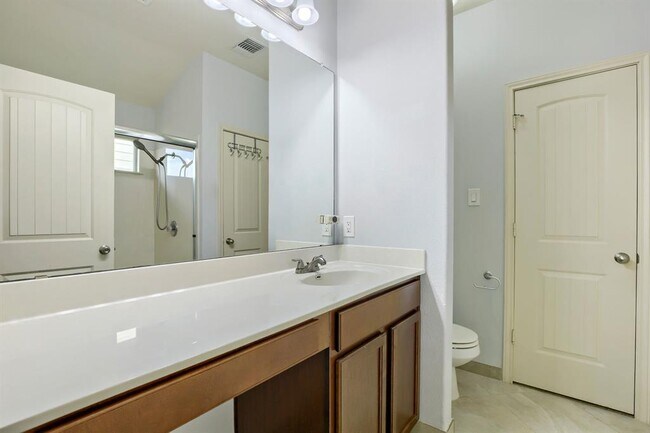 Building Photo - 12307 Waterford Run Way