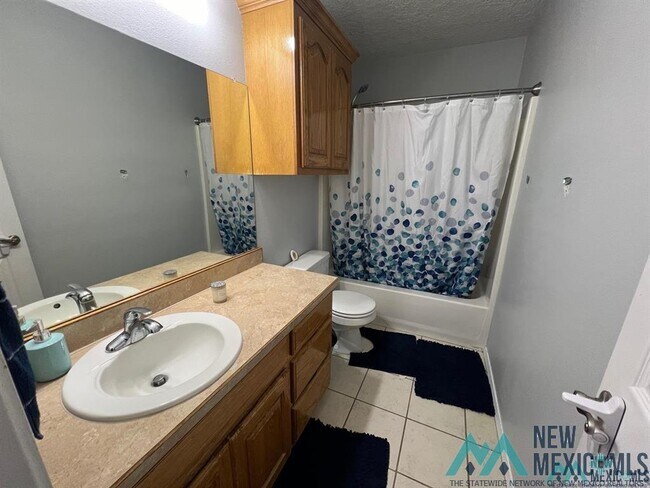 Building Photo - 3617 Benjamin Davis Dr