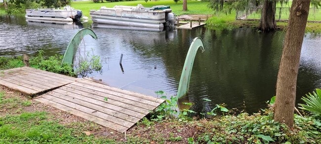 Building Photo - 43 Main St