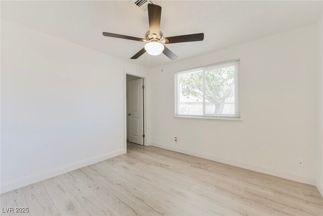 Building Photo - 3542 Bronco Rd