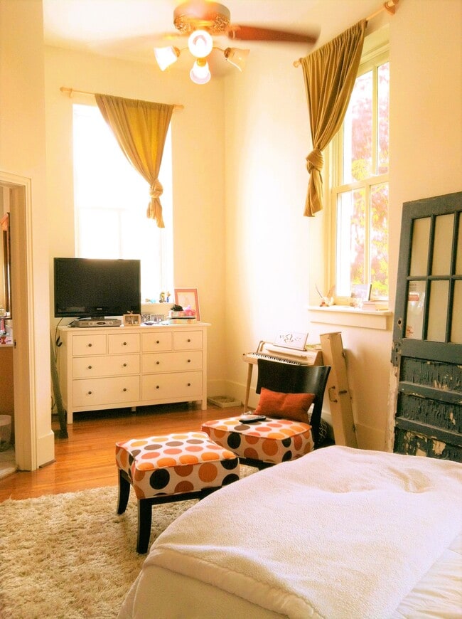 Building Photo - 7728 Zimpel St