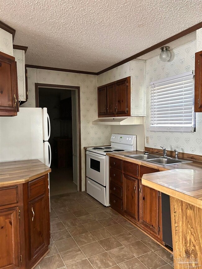 Building Photo - 4008 Scottsdale Ave