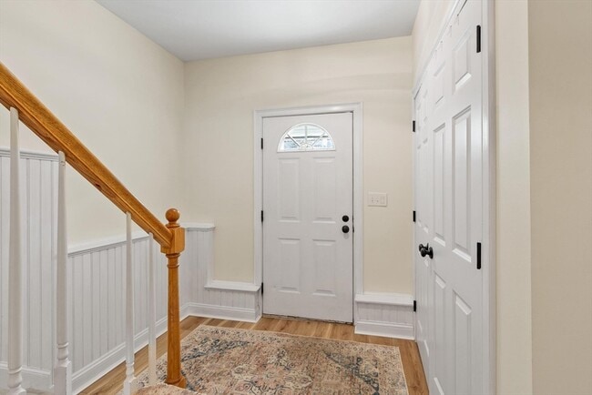 Building Photo - 270 Littleton Rd