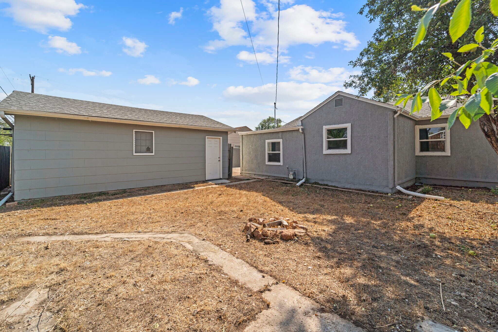 Building Photo - 1222 Florence Ave