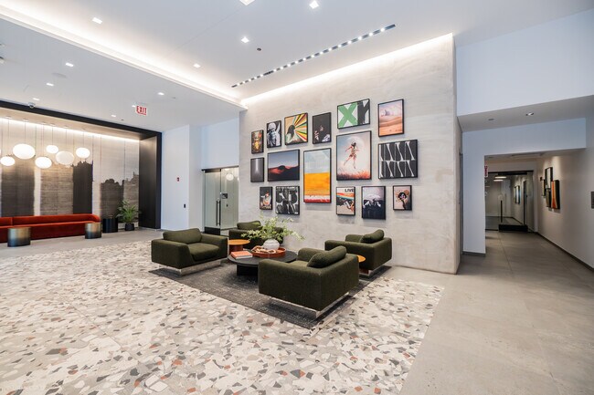 Building Photo - 808 N Cleveland Ave