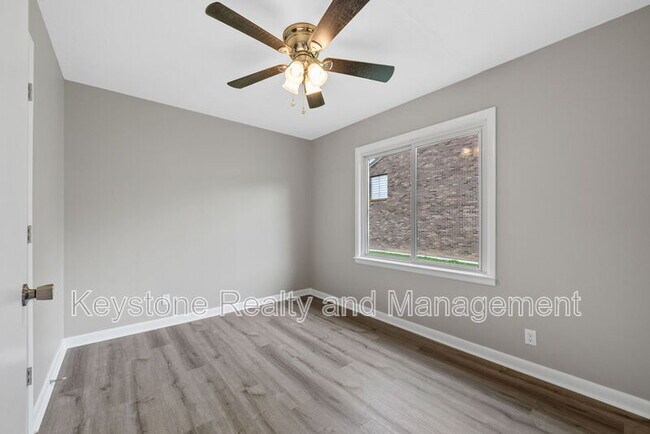 Building Photo - 103 Cayce Ave
