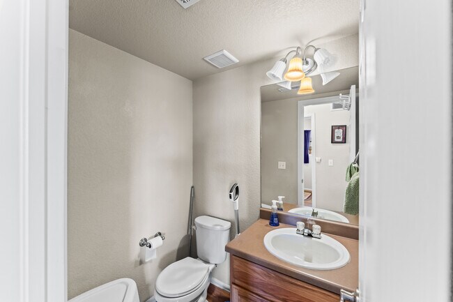 Building Photo - 6531 Passing Sky Dr