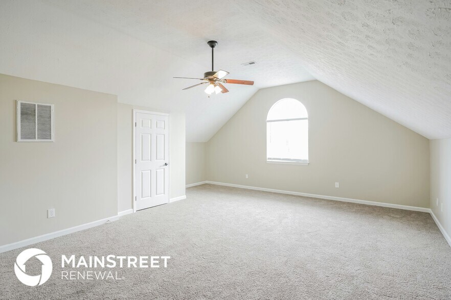 Building Photo - 204 Oxford Pl