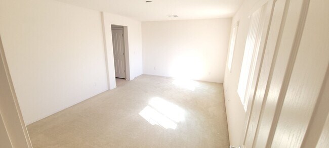 Building Photo - Gilbert