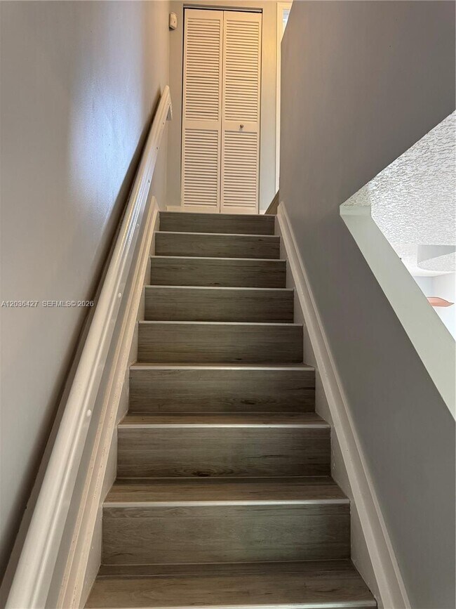 Building Photo - 77 Simonton Cir