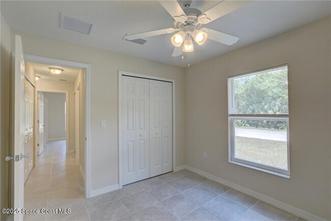 Building Photo - 8886 98th Ct