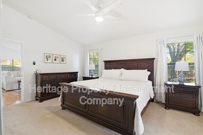 Building Photo - 13402 Langtry St