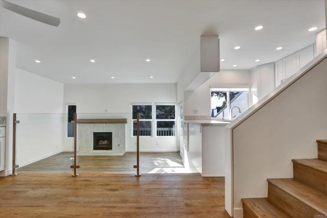 Primary Photo - 410 Stratford Ct