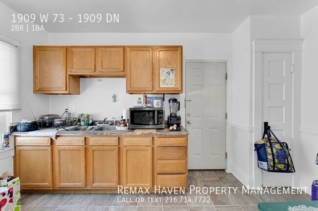 Building Photo - 1909 W 73rd St