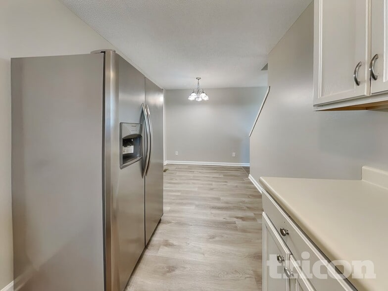 Building Photo - 4813 Windbreak Ln