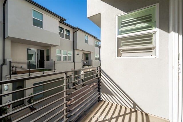 Building Photo - 1415 W Cara Dr