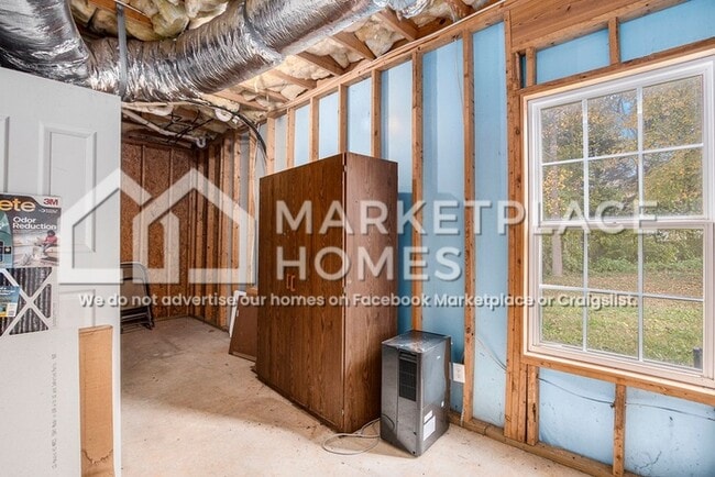 Building Photo - 117 Fawn Ln