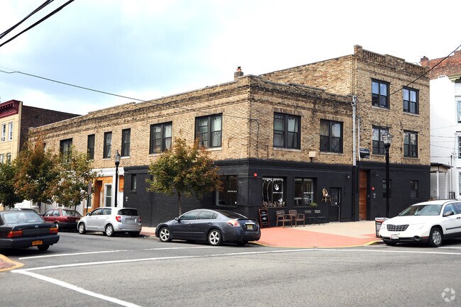 4701-4705 Park Ave - Park Ave
