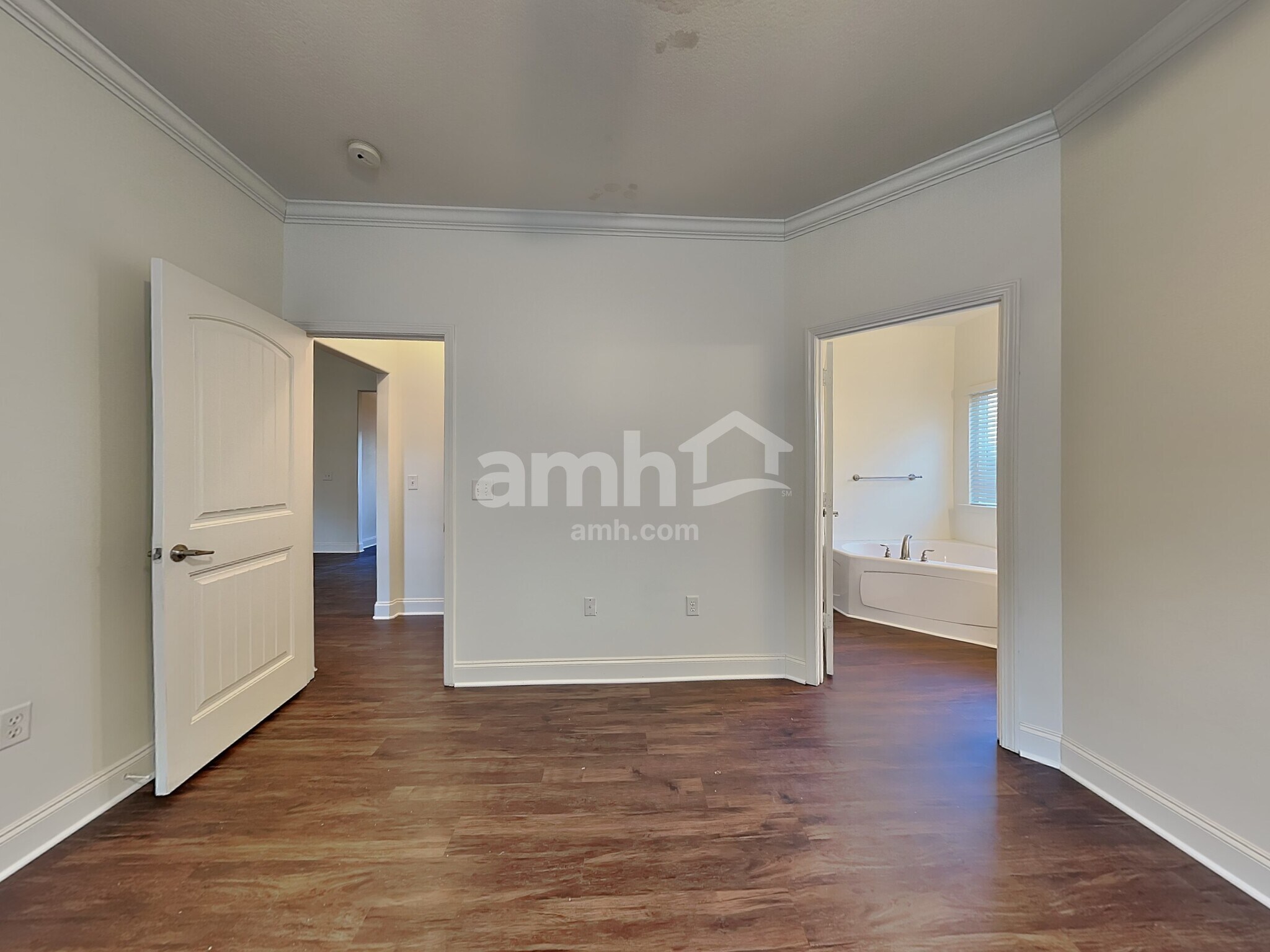 Building Photo - 439 W Rustling Leaves Ln