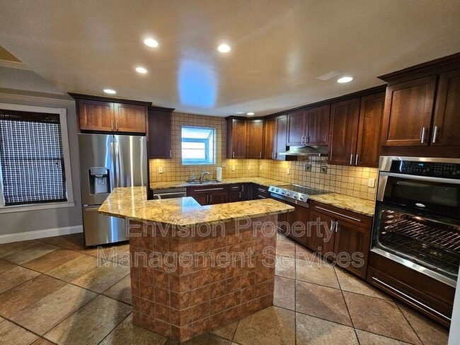 Building Photo - 1761 Monroe Dr NE